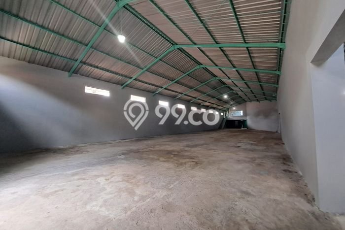 Gudang disewakan lokasi strategis Kartosuro Solo 750m2 Gudang disewakan lokasi strategis Kartosuro Solo 750m2