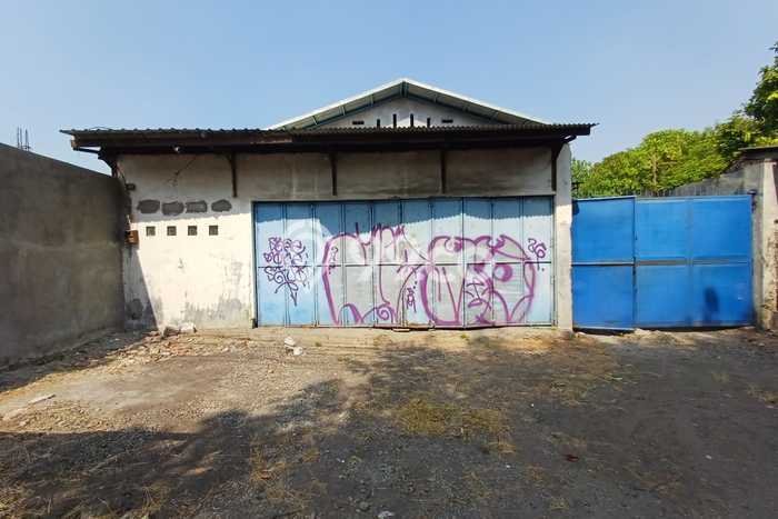 Lokasi Strategis! Dijual Gudang Bisnis di Sidoarjo, Sidoarjo Kondisi Bagus Lokasi Strategis! Dijual Gudang Bisnis di Sidoarjo, Sidoarjo Kondisi Bagus