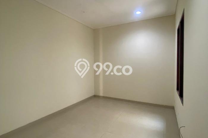 Ready to Use! Premium House LT 180m2 Desain Modern di Surabaya Kota Ready to Use! Premium House LT 180m2 Desain Modern di Surabaya Kota