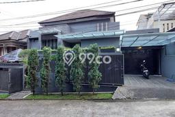 Dijual Rumah Luas Elegan Dengan View Cantik di Setiabudi, Bandung Dijual Rumah Luas Elegan Dengan View Cantik di Setiabudi, Bandung
