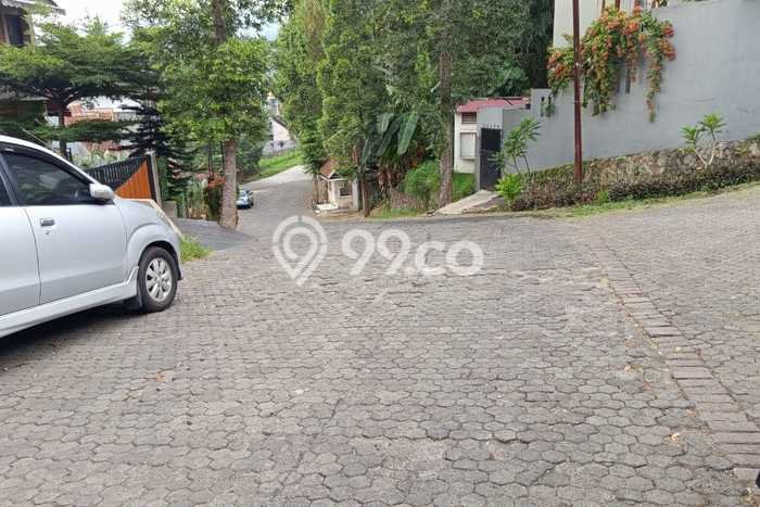 Tanah Dijual Lokasi Strategis di Bandung dengan Luas 154m2 Tanah Dijual Lokasi Strategis di Bandung dengan Luas 154m2
