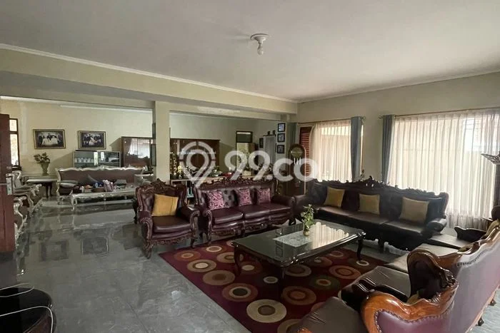 Hunian Mewah LB 248m2 Siap Pakai Desain Elegan di Pasteur, Bandung Hunian Mewah LB 248m2 Siap Pakai Desain Elegan di Pasteur, Bandung