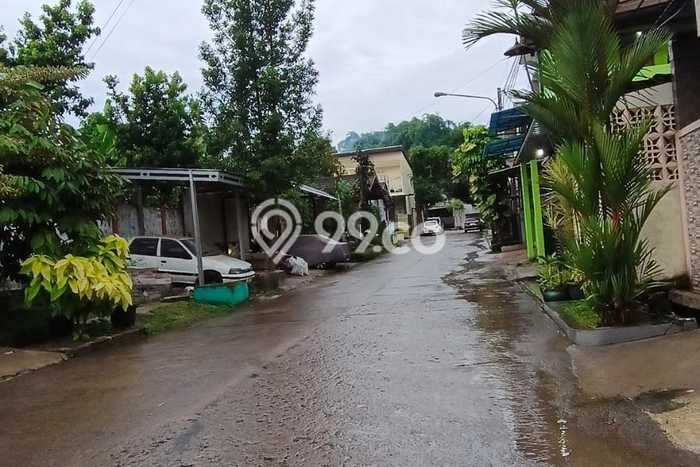 For Sale Rumah 4 Kamar Lokasi Ideal Bagus dan Strategis di Cimahi Utara For Sale Rumah 4 Kamar Lokasi Ideal Bagus dan Strategis di Cimahi Utara