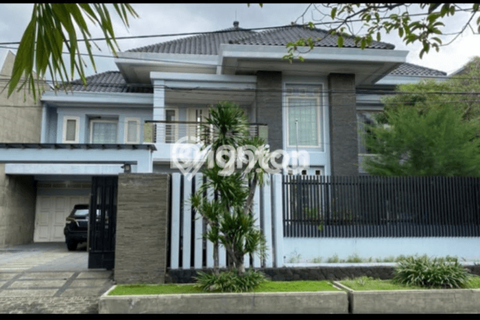 Hunian Mewah Dijual LT 808m2 di Sukolilo, Surabaya Hunian Mewah Dijual LT 808m2 di Sukolilo, Surabaya