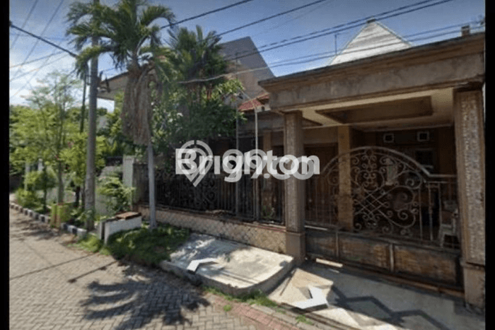 Rumah Strategis Modern Lb 165m2 di Sukolilo, Surabaya Rumah Strategis Modern Lb 165m2 di Sukolilo, Surabaya