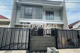 Rumah Elit Modern Siap Huni di Manyar Surabaya Rumah Elit Modern Siap Huni di Manyar Surabaya