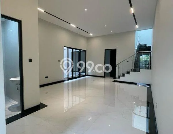 Hunian Elit LB 210m2 Siap Pakai Desain Elegan di Manyar, Surabaya Hunian Elit LB 210m2 Siap Pakai Desain Elegan di Manyar, Surabaya