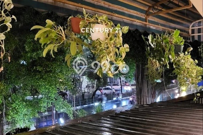 Komersial untuk Disewa di Pusat Jakarta Timur Luas Bangunan 600m2 Komersial untuk Disewa di Pusat Jakarta Timur Luas Bangunan 600m2
