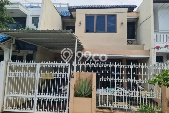 Jual Rumah Luas Elegan Dengan View Cantik di Pluit, Jakarta Utara Jual Rumah Luas Elegan Dengan View Cantik di Pluit, Jakarta Utara