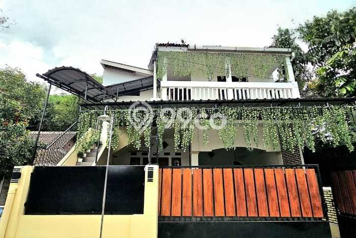 Dijual Cepat Rumah Favorit Siap Huni LB 200m2 di Kartasura, Sukoharjo Dijual Cepat Rumah Favorit Siap Huni LB 200m2 di Kartasura, Sukoharjo