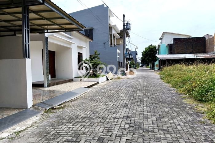 Sewa cepat hunian minimalis lokasi strategis 2 Kamar di Gentan, Solo Sewa cepat hunian minimalis lokasi strategis 2 Kamar di Gentan, Solo