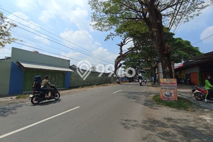 Gudang disewakan lokasi strategis Baki Sukoharjo 2112m2 Gudang disewakan lokasi strategis Baki Sukoharjo 2112m2