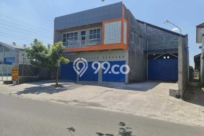 LOKASI BISNIS! Gudang For Rent Kawasan Gatak, Luas 1100m², Jalan Utama LOKASI BISNIS! Gudang For Rent Kawasan Gatak, Luas 1100m², Jalan Utama