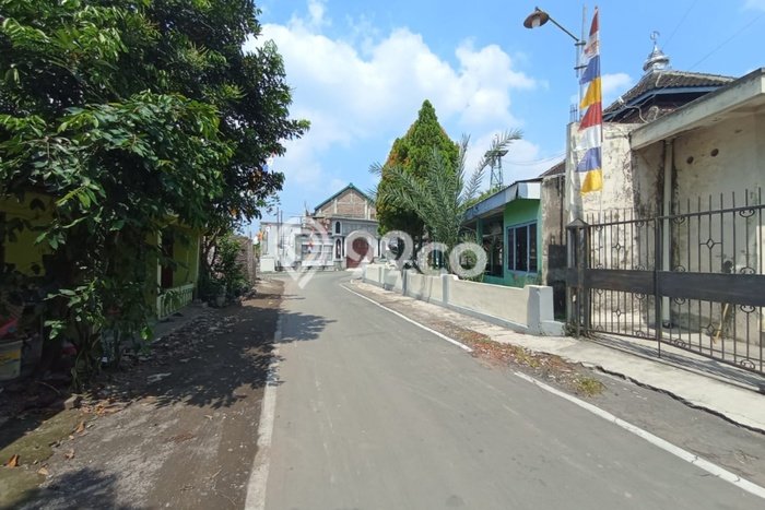 Disewakan Gudang komersial di Gatak luas bangunan 1398m2 Disewakan Gudang komersial di Gatak luas bangunan 1398m2