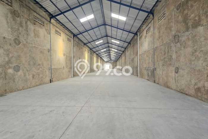 LOKASI STRATEGIS! Gudang Disewakan Kawasan Gatak, Luas 2045m², Kawasan Berkembang LOKASI STRATEGIS! Gudang Disewakan Kawasan Gatak, Luas 2045m², Kawasan Berkembang