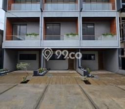 Dijual Rumah Luas Elegan Dengan View Cantik di Mampang, Jakarta Selatan Dijual Rumah Luas Elegan Dengan View Cantik di Mampang, Jakarta Selatan
