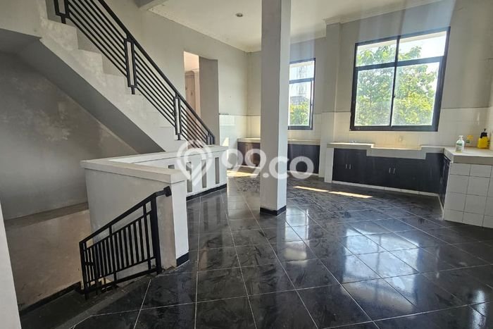 Rumah Bagus Siap Pakai Di Semarang Barat Luas 535m2 Lokasi Strategis Rumah Bagus Siap Pakai Di Semarang Barat Luas 535m2 Lokasi Strategis