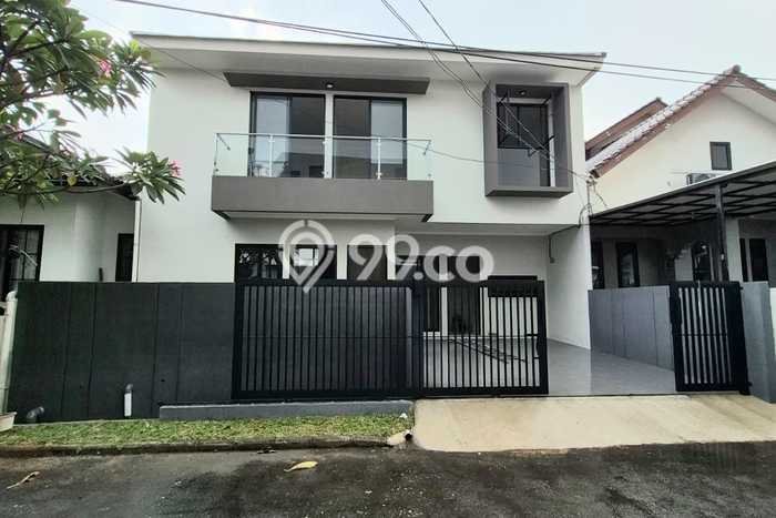 Rumah Elit LB 170m2 Siap Pakai Desain Elegan di Sektor 9-Bintaro, Tangerang Selatan Rumah Elit LB 170m2 Siap Pakai Desain Elegan di Sektor 9-Bintaro, Tangerang Selatan