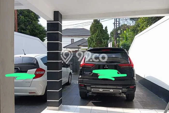 Rumah Minimalis 5 KT di Pondok Indah Jakarta Selatan Unfurnished Rumah Minimalis 5 KT di Pondok Indah Jakarta Selatan Unfurnished
