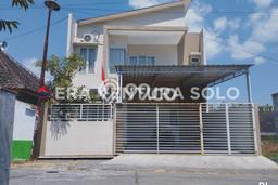 Hunian Cantik Modern Lb 160m2 di Jaten, Karanganyar Hunian Cantik Modern Lb 160m2 di Jaten, Karanganyar