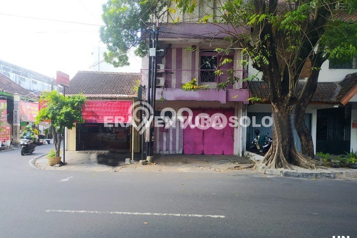 Ruko paling strategis disewakan di Serengan Solo Ruko paling strategis disewakan di Serengan Solo