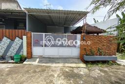 Hunian Cantik Minimalis Lb 150m2 di Baki, Sukoharjo Hunian Cantik Minimalis Lb 150m2 di Baki, Sukoharjo