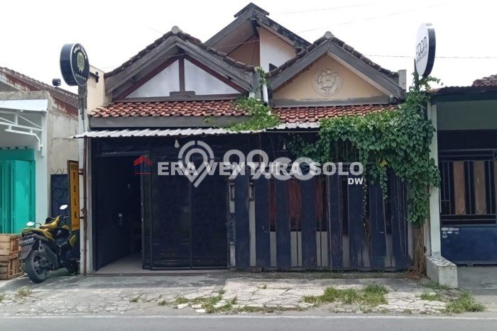 Dijual Rumah 3 Kamar Lokasi Strategis Bagus dan Strategis di Kartasura Dijual Rumah 3 Kamar Lokasi Strategis Bagus dan Strategis di Kartasura