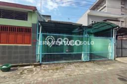 For Sale Rumah 2 Kamar Lokasi Strategis Nyaman dan Strategis di Laweyan For Sale Rumah 2 Kamar Lokasi Strategis Nyaman dan Strategis di Laweyan