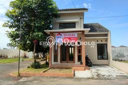 Dijual Rumah 2 Kamar Lokasi Ideal Nyaman dan Strategis di Colomadu Dijual Rumah 2 Kamar Lokasi Ideal Nyaman dan Strategis di Colomadu