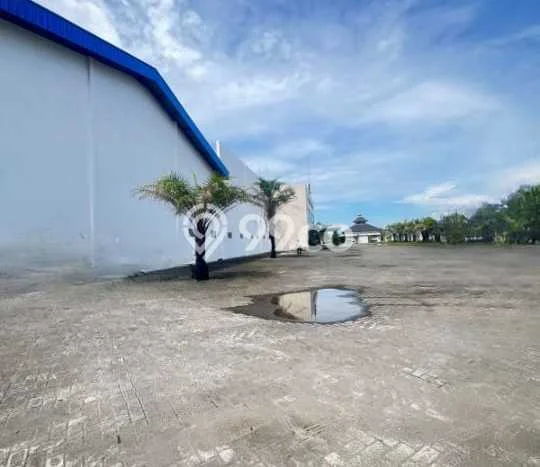 Disewakan Pabrik Kawasan Waru, Luas 18000m2m², Lokasi Premium, Ready Pakai Disewakan Pabrik Kawasan Waru, Luas 18000m2m², Lokasi Premium, Ready Pakai