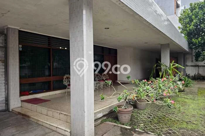Rumah Elit Modern Siap Huni di Surabaya Kota Surabaya Rumah Elit Modern Siap Huni di Surabaya Kota Surabaya