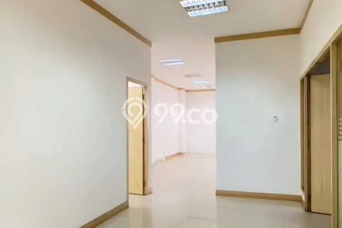 Kantor Dijual di Prime Area Surabaya Luas 1000m2 Kantor Dijual di Prime Area Surabaya Luas 1000m2