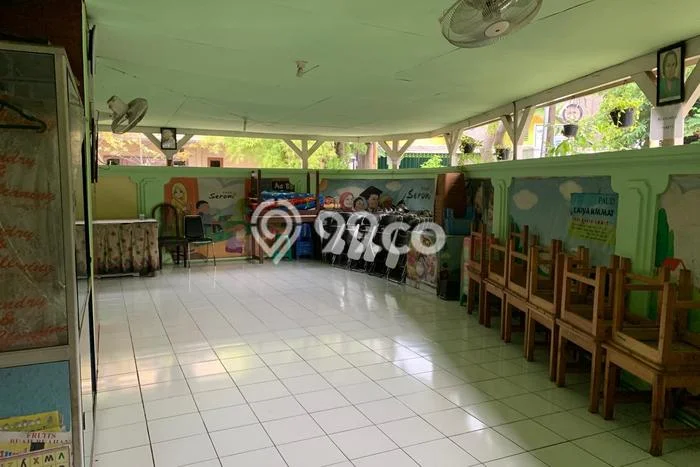 Jual Rumah Mewah Elegan Dengan View Cantik di Duri Kosambi, Jakarta Barat Jual Rumah Mewah Elegan Dengan View Cantik di Duri Kosambi, Jakarta Barat