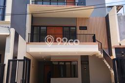 For Sale! Luxury House LT 120m2 Desain Elegan di Muara Karang For Sale! Luxury House LT 120m2 Desain Elegan di Muara Karang