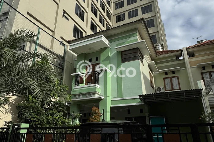 LOKASI STRATEGIS! Komersial Kawasan Bekasi Selatan, Luas 166m², Area Ramai, Ready Bisnis LOKASI STRATEGIS! Komersial Kawasan Bekasi Selatan, Luas 166m², Area Ramai, Ready Bisnis