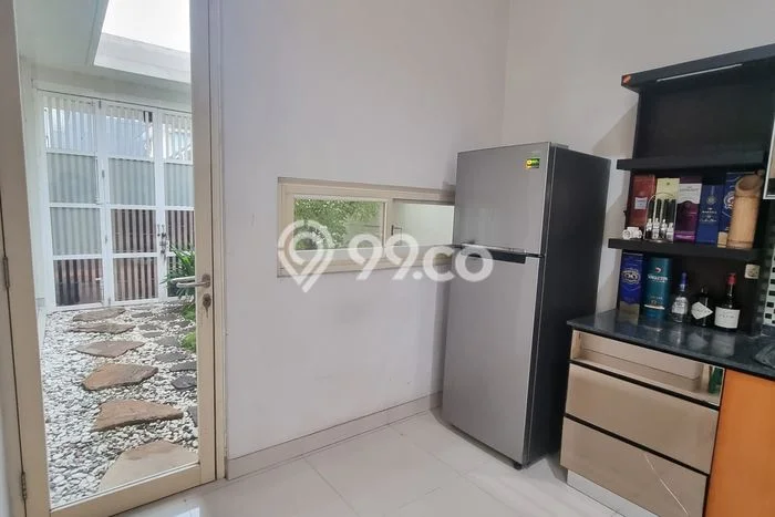Disewakan Rumah Murah di Pakuwon Indah Surabaya Punya 3 KT Disewakan Rumah Murah di Pakuwon Indah Surabaya Punya 3 KT