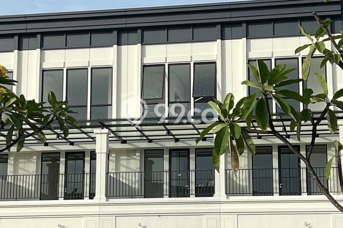 Unit Komersial Disewakan di Tangerang Area Strategis Harga Kompetitif Unit Komersial Disewakan di Tangerang Area Strategis Harga Kompetitif