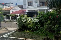 Rumah Mewah LB 187m2 Siap Huni Desain Elegan di Puri Indah, Jakarta Barat Rumah Mewah LB 187m2 Siap Huni Desain Elegan di Puri Indah, Jakarta Barat