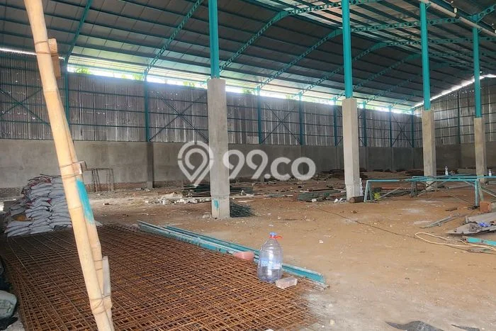 Unit Gudang Disewakan di Tangerang Kota di Area Ramai & Strategis Unit Gudang Disewakan di Tangerang Kota di Area Ramai & Strategis