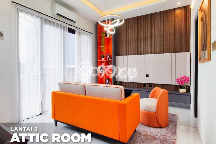 Unit Kantor Dijual di Dukuh Pakis Surabaya 180m2 Unit Kantor Dijual di Dukuh Pakis Surabaya 180m2