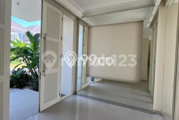 Rumah Elit LB 226m2 Siap Pakai Desain Elegan di Pakuwon Indah, Surabaya Rumah Elit LB 226m2 Siap Pakai Desain Elegan di Pakuwon Indah, Surabaya