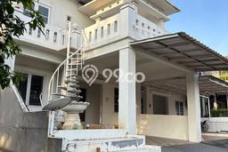 Rumah Modern 3 Kamar LT 128m2 di Kota Wisata Rumah Modern 3 Kamar LT 128m2 di Kota Wisata
