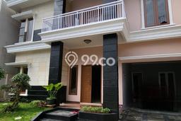 Jual Rumah Luas Elegan Dengan View Cantik di Cibubur, Jakarta Timur Jual Rumah Luas Elegan Dengan View Cantik di Cibubur, Jakarta Timur