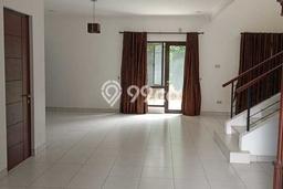 Jual Rumah Luas Megah Dengan View Cantik di Kota Wisata, Jakarta Timur Jual Rumah Luas Megah Dengan View Cantik di Kota Wisata, Jakarta Timur