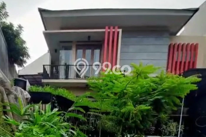 Hunian Mewah LB 300m2 Siap Huni Desain Elegan di Bintaro, Tangerang Selatan Hunian Mewah LB 300m2 Siap Huni Desain Elegan di Bintaro, Tangerang Selatan