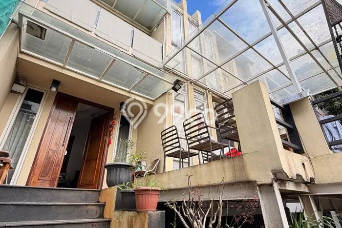 For Sale! Luxury House LT 162m2 Desain Elegan di Tanah Kusir For Sale! Luxury House LT 162m2 Desain Elegan di Tanah Kusir