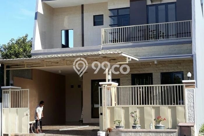 Dijual Cepat Rumah Bagus Siap Huni LB 320m2 di Sidoarjo, Sidoarjo Dijual Cepat Rumah Bagus Siap Huni LB 320m2 di Sidoarjo, Sidoarjo