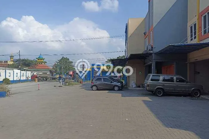 Ruko bagus disewakan di Gresik Gresik dengan LB 50m2 harga sewa terbaik Ruko bagus disewakan di Gresik Gresik dengan LB 50m2 harga sewa terbaik