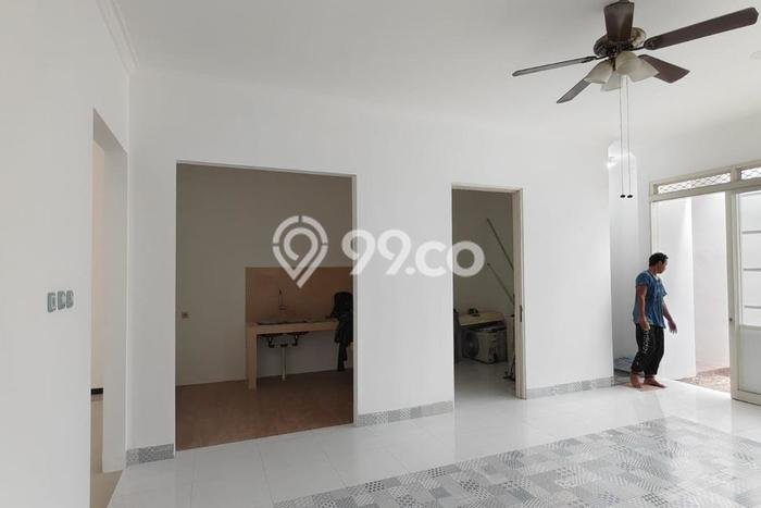 Dijual Cepat Rumah Favorit Siap Huni LB 146m2 di Sidoarjo, Sidoarjo Dijual Cepat Rumah Favorit Siap Huni LB 146m2 di Sidoarjo, Sidoarjo