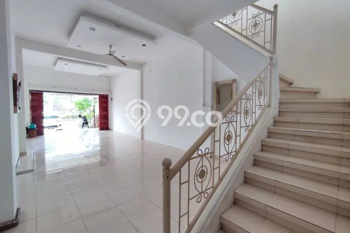Unit Ruko Disewa Lokasi Waru, Sidoarjo Spesifikasi Luas Bangunan 66m2 Unit Ruko Disewa Lokasi Waru, Sidoarjo Spesifikasi Luas Bangunan 66m2